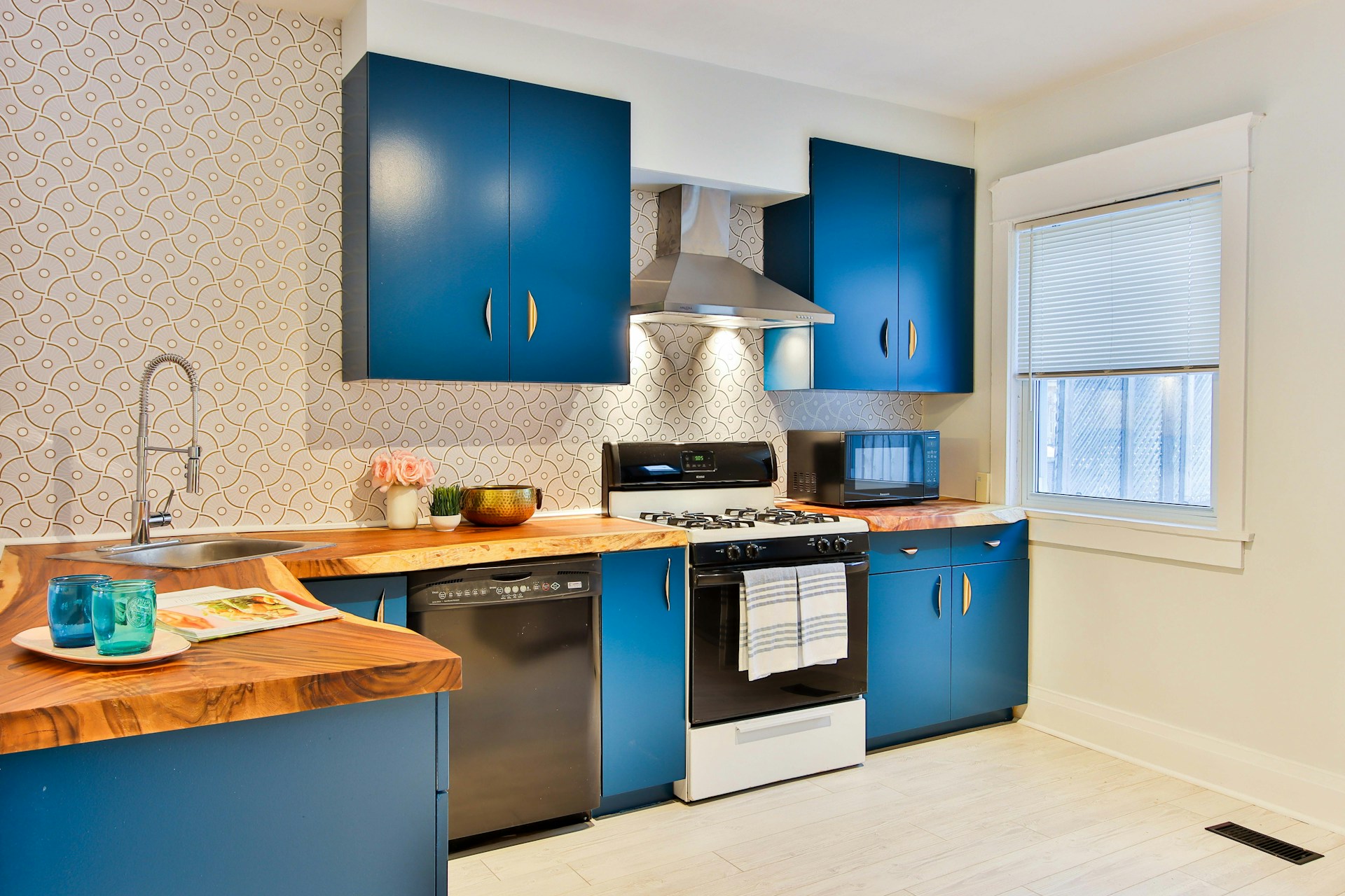 Maximizing Your Kitchen Space: Creative Storage Solutions
